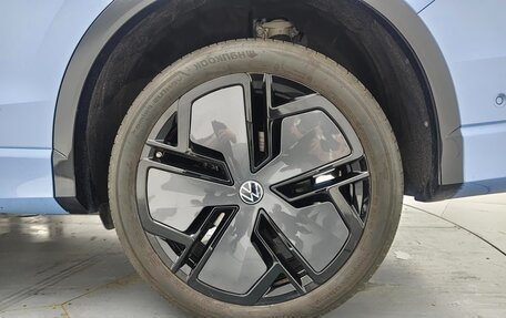 Volkswagen Tiguan, 2024 год, 4 418 700 рублей, 13 фотография
