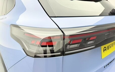 Volkswagen Tiguan, 2024 год, 4 418 700 рублей, 12 фотография