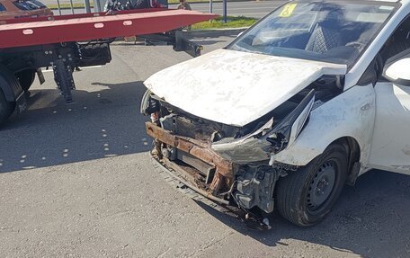 Hyundai Solaris II рестайлинг, 2019 год, 550 000 рублей, 2 фотография