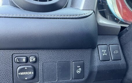 Toyota RAV4, 2018 год, 2 910 000 рублей, 8 фотография