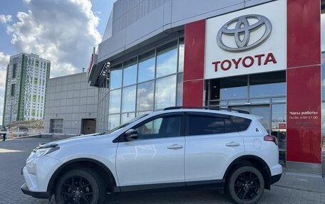 Toyota RAV4, 2018 год, 2 910 000 рублей, 4 фотография