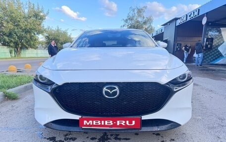 Mazda 3, 2020 год, 1 670 000 рублей, 4 фотография
