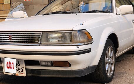Toyota Carina ED II, 1986 год, 300 000 рублей, 2 фотография