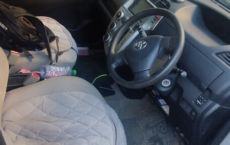 Toyota Ractis I, 2007 год, 550 000 рублей, 8 фотография