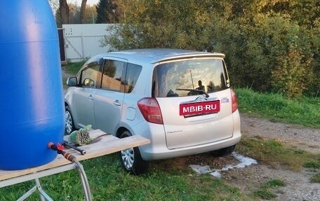 Toyota Ractis I, 2007 год, 550 000 рублей, 7 фотография