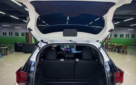 Toyota Yaris XP150 рестайлинг, 2022 год, 1 145 000 рублей, 8 фотография