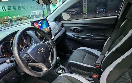 Toyota Yaris XP150 рестайлинг, 2022 год, 1 145 000 рублей, 11 фотография