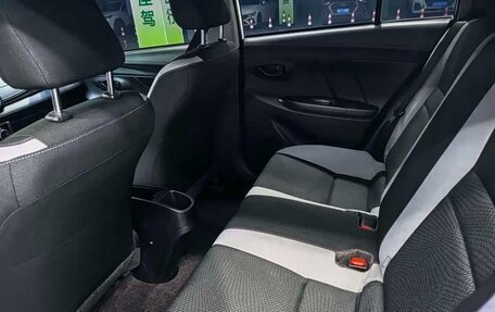 Toyota Yaris XP150 рестайлинг, 2022 год, 1 145 000 рублей, 12 фотография