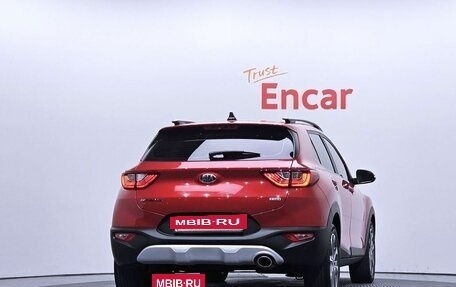KIA Stonic, 2020 год, 1 040 000 рублей, 4 фотография