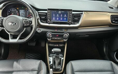 KIA Stonic, 2020 год, 1 040 000 рублей, 7 фотография