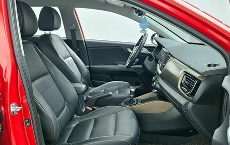 KIA Stonic, 2020 год, 1 040 000 рублей, 11 фотография