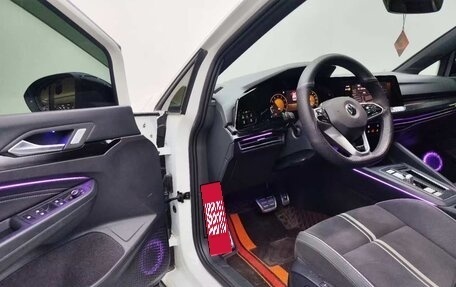 Volkswagen Golf VIII, 2023 год, 1 690 100 рублей, 10 фотография