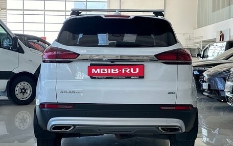 Geely Atlas, 2022 год, 1 950 000 рублей, 8 фотография