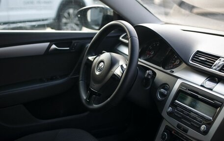 Volkswagen Passat B7, 2011 год, 900 000 рублей, 13 фотография