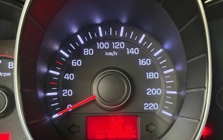 KIA Rio III рестайлинг, 2013 год, 765 000 рублей, 18 фотография
