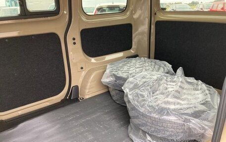 Nissan NV200, 2013 год, 798 000 рублей, 17 фотография