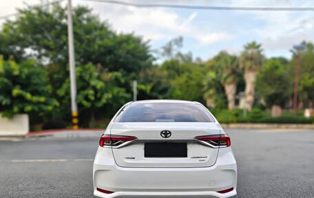Toyota Corolla, 2022 год, 1 395 000 рублей, 5 фотография