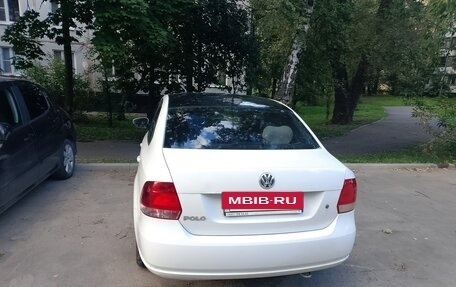 Volkswagen Polo VI (EU Market), 2013 год, 850 000 рублей, 2 фотография