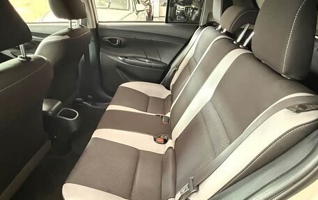 Toyota Yaris XP150 рестайлинг, 2022 год, 1 230 000 рублей, 7 фотография