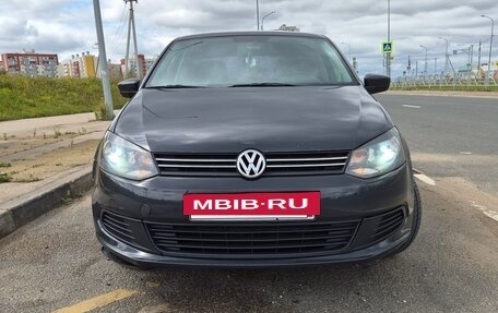 Volkswagen Polo VI (EU Market), 2013 год, 550 000 рублей, 2 фотография