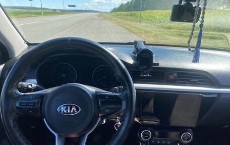 KIA Rio IV, 2019 год, 1 300 000 рублей, 3 фотография