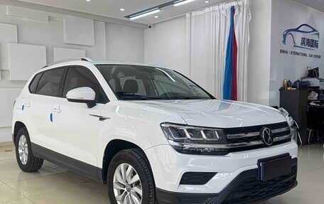 Volkswagen Tharu, 2022 год, 1 850 000 рублей, 2 фотография