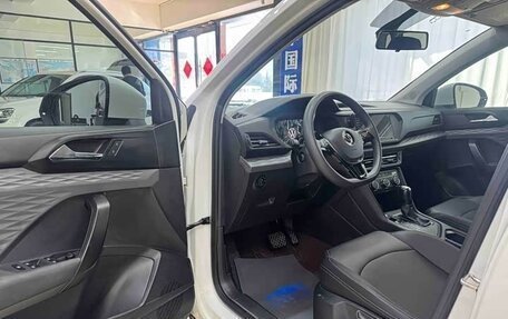 Volkswagen Tharu, 2022 год, 1 850 000 рублей, 11 фотография