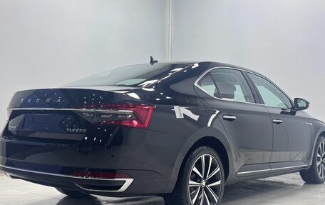Skoda Superb III рестайлинг, 2023 год, 2 582 000 рублей, 4 фотография