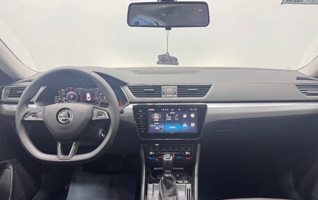 Skoda Superb III рестайлинг, 2023 год, 2 582 000 рублей, 12 фотография