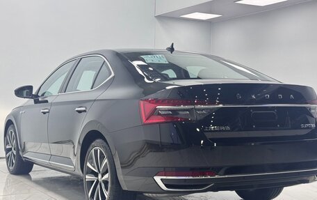 Skoda Superb III рестайлинг, 2023 год, 2 582 000 рублей, 6 фотография