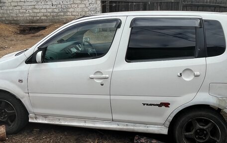 Daihatsu YRV I, 2000 год, 200 000 рублей, 2 фотография