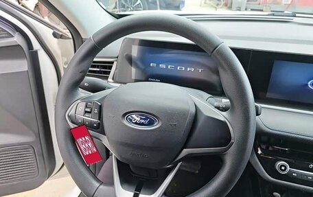 Ford Focus IV, 2022 год, 1 588 000 рублей, 7 фотография