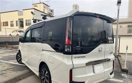 Honda Stepwgn IV, 2022 год, 1 970 000 рублей, 4 фотография