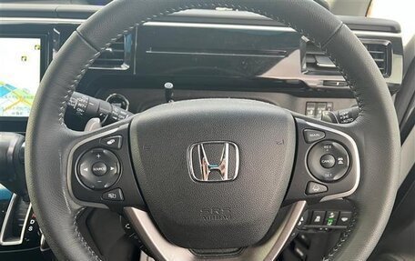 Honda Stepwgn IV, 2022 год, 1 970 000 рублей, 12 фотография