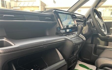 Honda Stepwgn IV, 2022 год, 1 970 000 рублей, 23 фотография