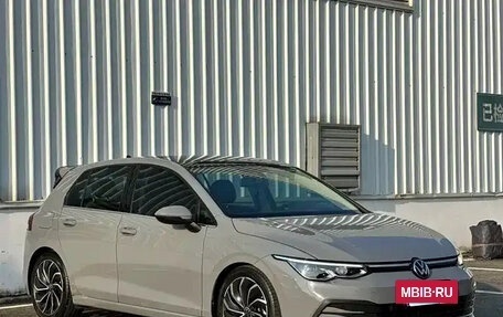 Volkswagen Golf VIII, 2021 год, 1 604 000 рублей, 3 фотография