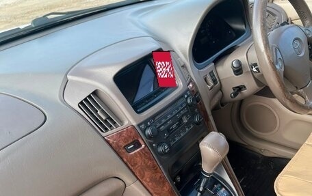 Toyota Harrier, 2000 год, 850 000 рублей, 9 фотография