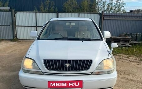 Toyota Harrier, 2000 год, 850 000 рублей, 2 фотография