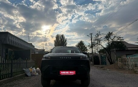 Toyota Hilux VIII, 2026 год, 6 200 000 рублей, 4 фотография