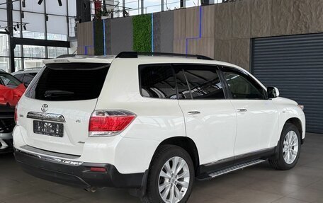Toyota Highlander III, 2011 год, 2 100 000 рублей, 7 фотография