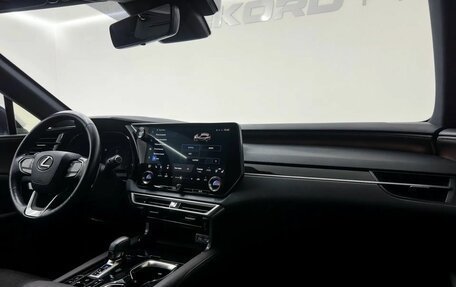 Lexus RX IV рестайлинг, 2023 год, 10 100 000 рублей, 24 фотография