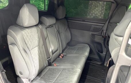 Toyota Alphard, 2025 год, 6 570 000 рублей, 3 фотография