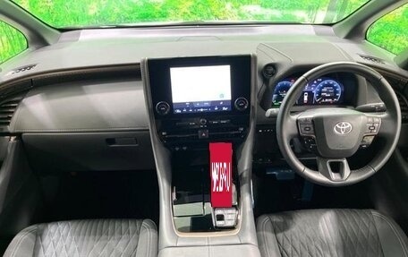 Toyota Alphard, 2025 год, 6 570 000 рублей, 2 фотография