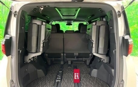 Toyota Alphard, 2025 год, 6 570 000 рублей, 5 фотография