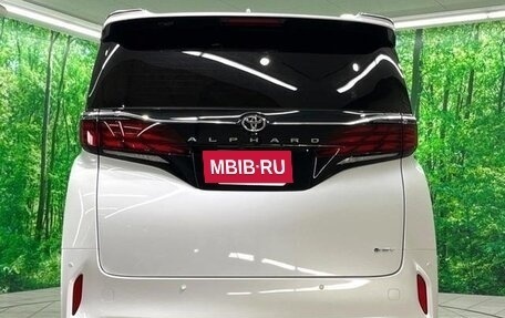 Toyota Alphard, 2025 год, 6 570 000 рублей, 9 фотография