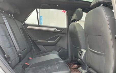 Volkswagen T-Roc I, 2022 год, 1 548 000 рублей, 17 фотография