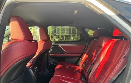 Lexus RX IV рестайлинг, 2016 год, 3 700 000 рублей, 9 фотография