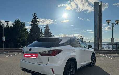 Lexus RX IV рестайлинг, 2016 год, 3 700 000 рублей, 5 фотография