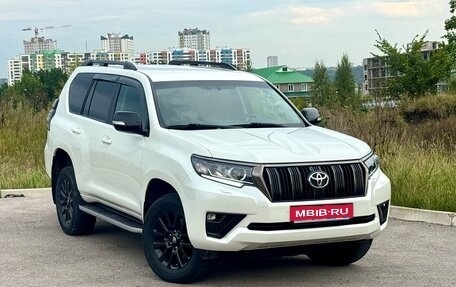 Toyota Land Cruiser Prado 150 рестайлинг 2, 2021 год, 6 150 000 рублей, 3 фотография