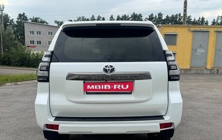 Toyota Land Cruiser Prado 150 рестайлинг 2, 2021 год, 6 150 000 рублей, 6 фотография